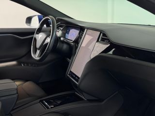 Tesla Model S 75D 4WD