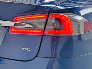 Tesla Model S 75D 4WD