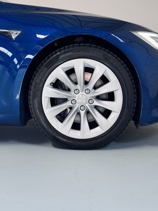 Tesla Model S 75D 4WD