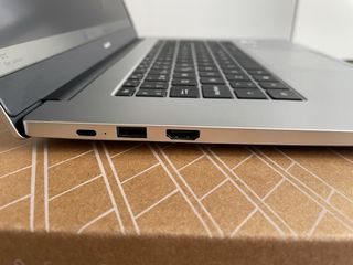 portátil Huawei matebook D15