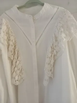 Camisa blanca manga larga encaje