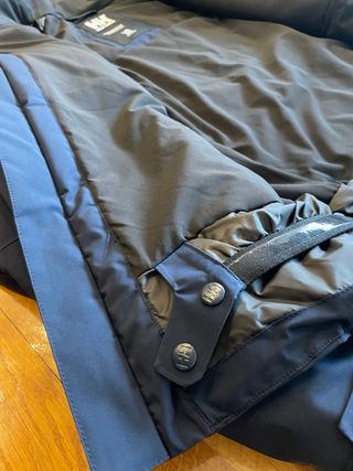 400€-->225€ Chaqueta Helly Hansen impermeable L