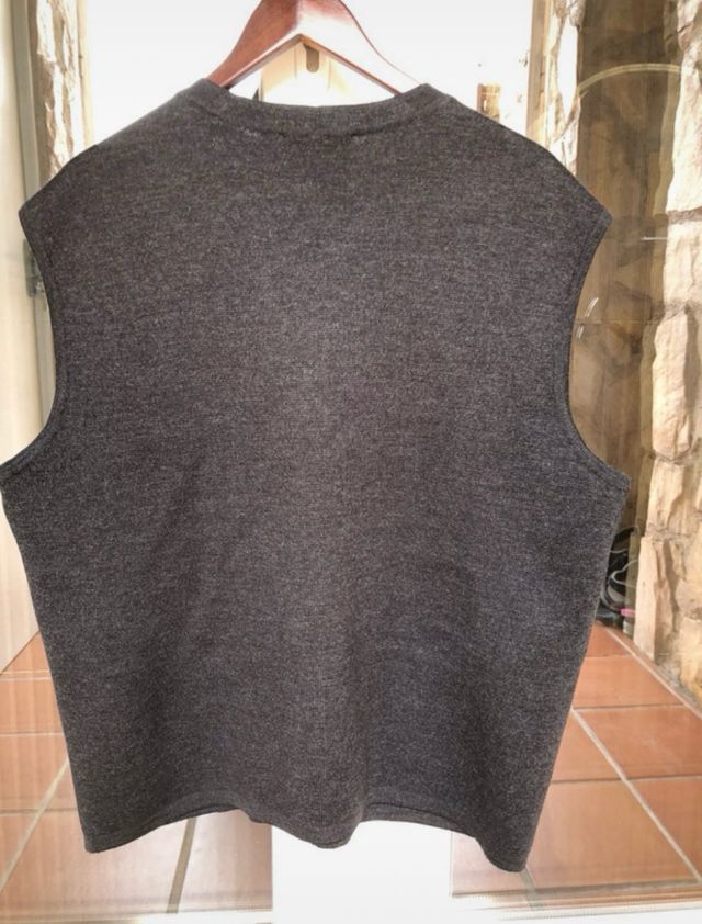 Chaleco de punto gris T 56