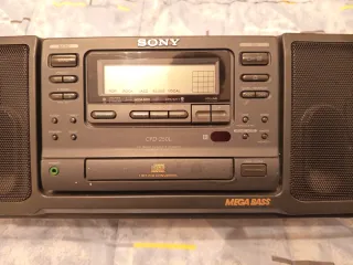 Sony CFD 250 Boombox CD Radio Cassette
