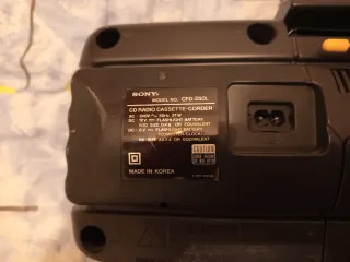 Sony CFD 250 Boombox CD Radio Cassette