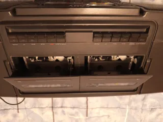 Sony CFD 250 Boombox CD Radio Cassette