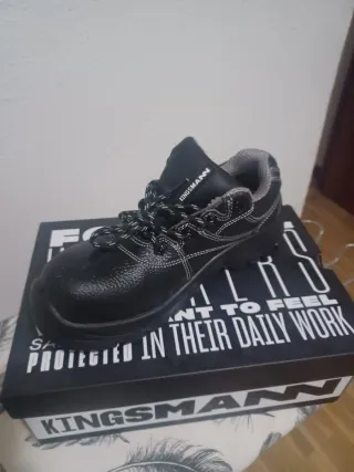 Vendo 7 pares de Botas de seguridad Kingsman negra