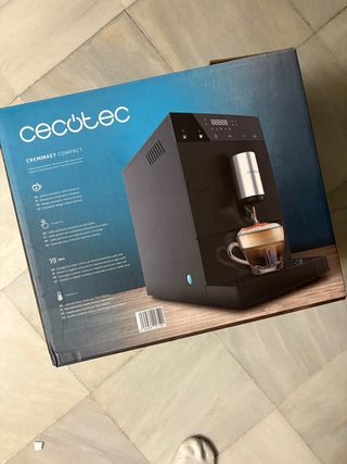 Cafetera Cecotec Cremmaet Compact sin usar