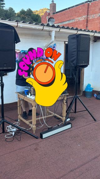 Se alquila equipo de sonido/iluminacion.