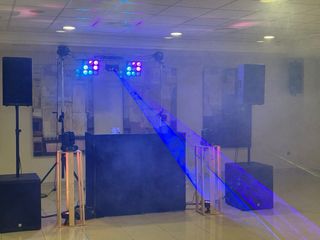 Se alquila equipo de sonido/iluminacion.