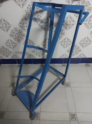 Carro para soldar azul