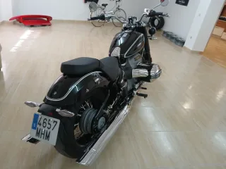 BMW R18 clasicc Moto