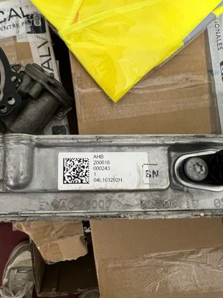 Culata 04L103373E Sobre culata 04L103292H