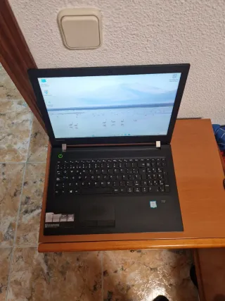 Lenovo V510-15IKB Portátil Negro