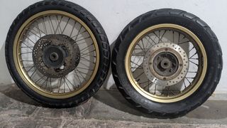 Llantas África Twin XRV750 RD04