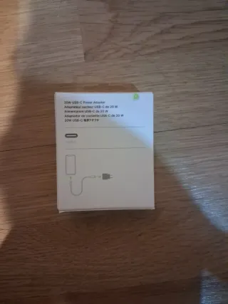 Adaptador Apple USB-C 20W