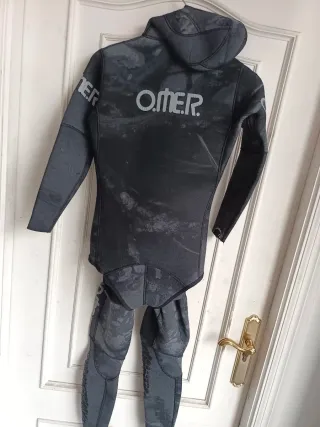 Traje PescaSub Omer Black Moon