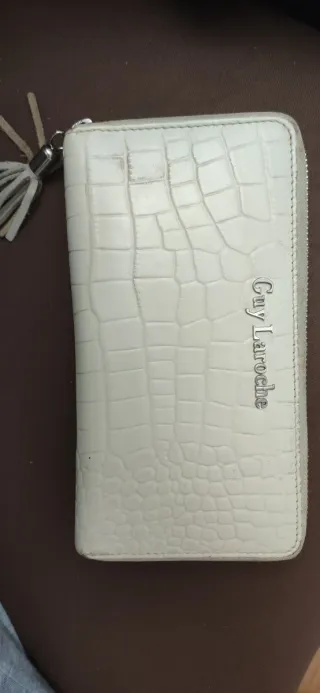 Monedero/Cartera Guy Laroche Beige