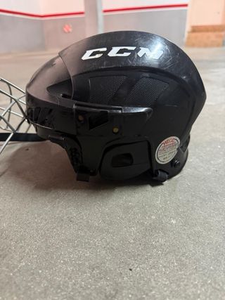Casco Hockey CCM Talla S con Rejilla