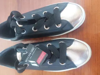 Scarpe nere e dorate da donna Skechers Street