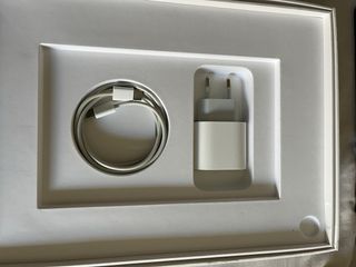 iPad Air 5ª Gen + Apple Pencil 2 + Accesorios