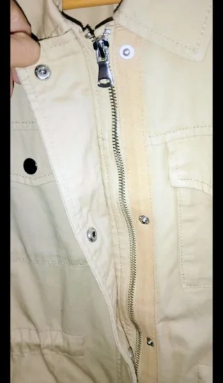 Chaqueta militar beige talla XS