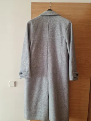 Abrigo oversize. Un unico uso.  Lana Gris