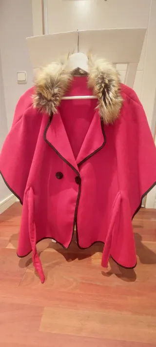 Capa Roja Mujer Talla Única A ESTRENAR