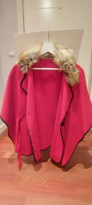 Capa Roja Mujer Talla Única A ESTRENAR