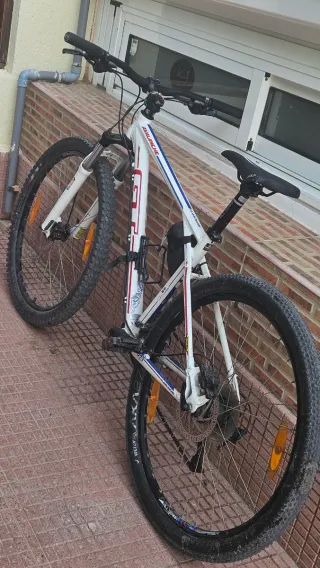 Bicicleta GT Avalanche