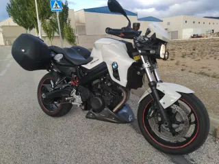 BMW F800R - Muy cuidada