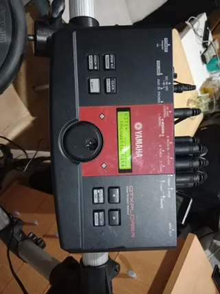 Batería Electrónica Yamaha DTXPLORER + Octapad