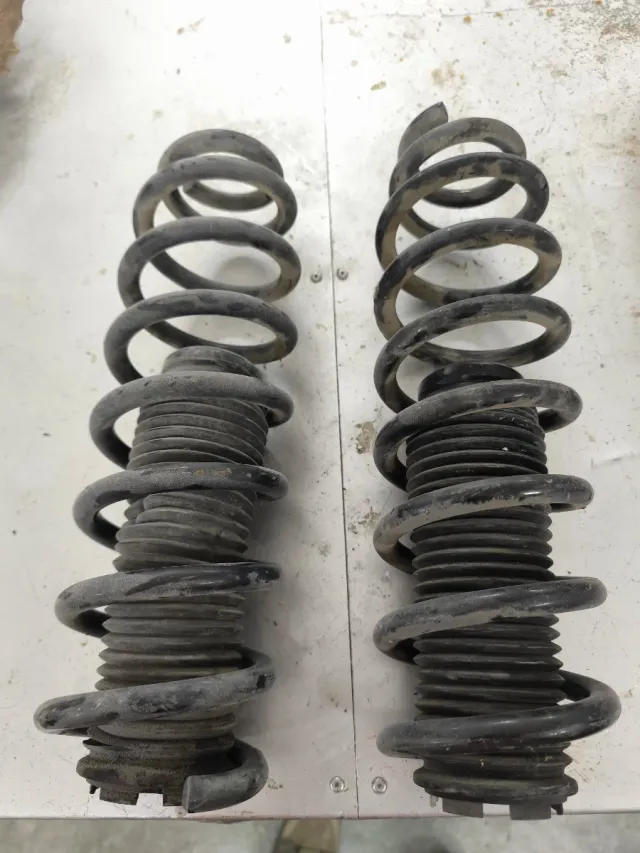 Muelles traseros Touareg R5