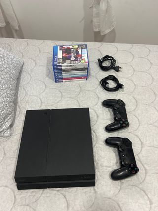 Consola PS4 Negra + 2 Mandos + Juegos