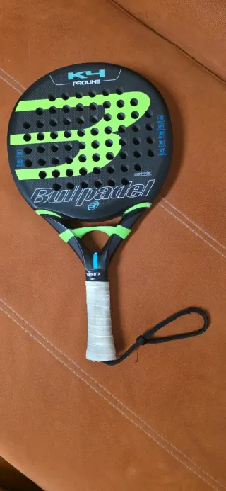 Pala de pádel Bullpadel K4 Proline