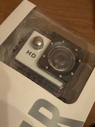 Cámara de Acción HD Blanca y Negra