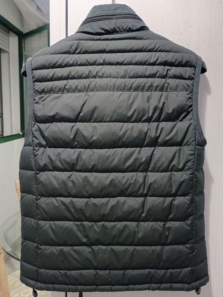 Chaleco de plumas Massimo Dutti Talla S