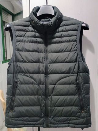 Chaleco de plumas Massimo Dutti Talla S