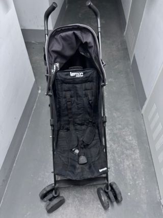 Silla de paseo Lemon Babycargo negra