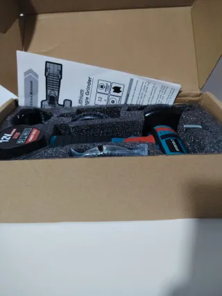 Miniamoladora a batería CYBOBAN