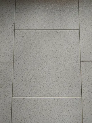 Se busca Azulejo Gres Imitación Granito