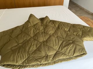 Chaqueta Zara acolchada verde caqui Talla XL