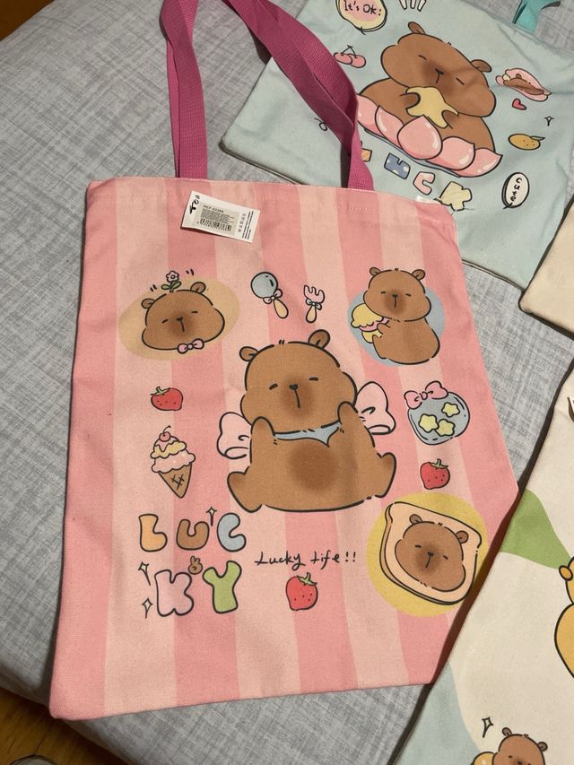 Bolsa Tote Capibara Kawaii