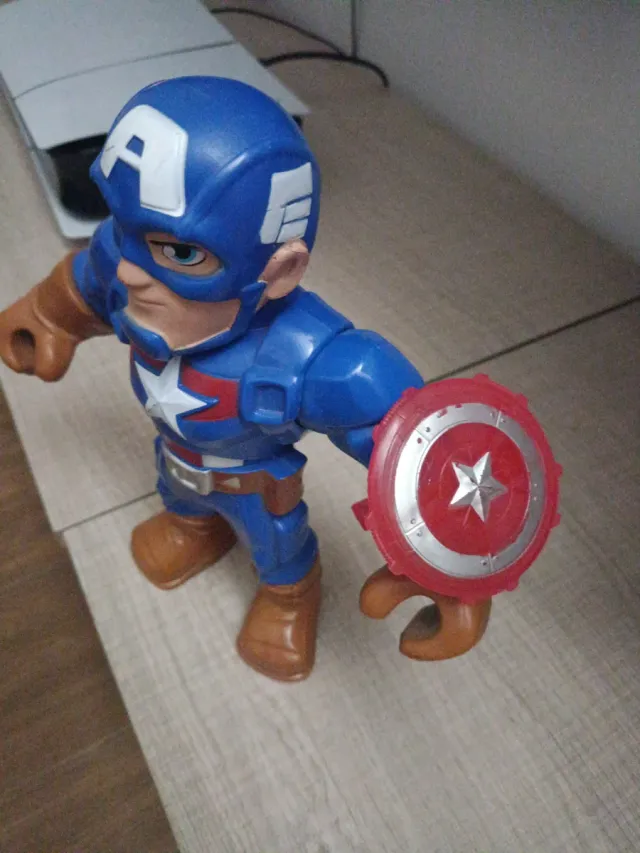 Muñeco Capitán América