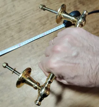 Manillón o tirador de puerta