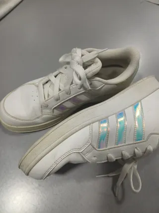 Deportivas Adidas Blancas Holográficas
