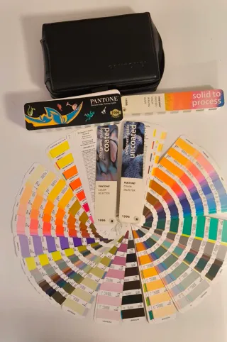 PANTONE Color Survival Kit 4 pantoneras 1996
