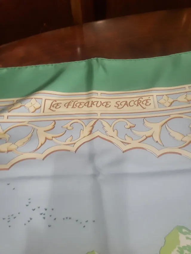 Pañuelo Hermès Le Fleuve Sacré