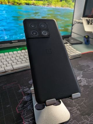 OnePlus 10 Pro 5G + 3 fundas