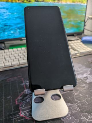 OnePlus 10 Pro 5G + 3 fundas